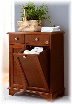 Schrank mit Waeschekorb in 13591 Berlin Sonstige Schlafzimmermöbel